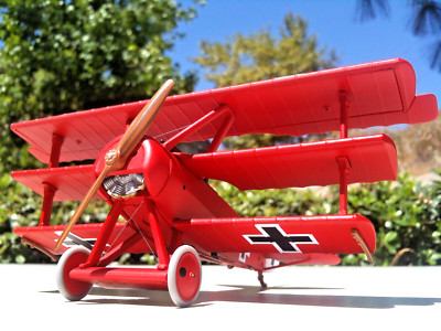 Corgi Fokker Dr.I Triplane Luftstreitkrafte JG 1 Death of The Red Baron '18 1:48