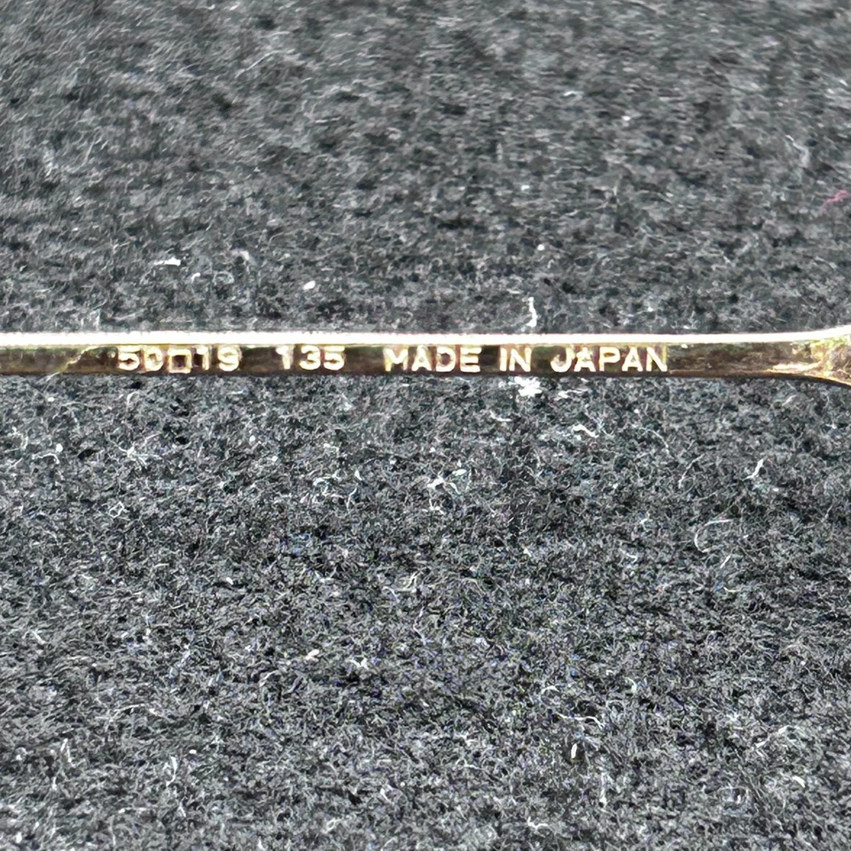 Gafas de sol Nobel 331 vintage, doradas con lentes grises - Japón 50-19-135 usadas Foto 4 de 4