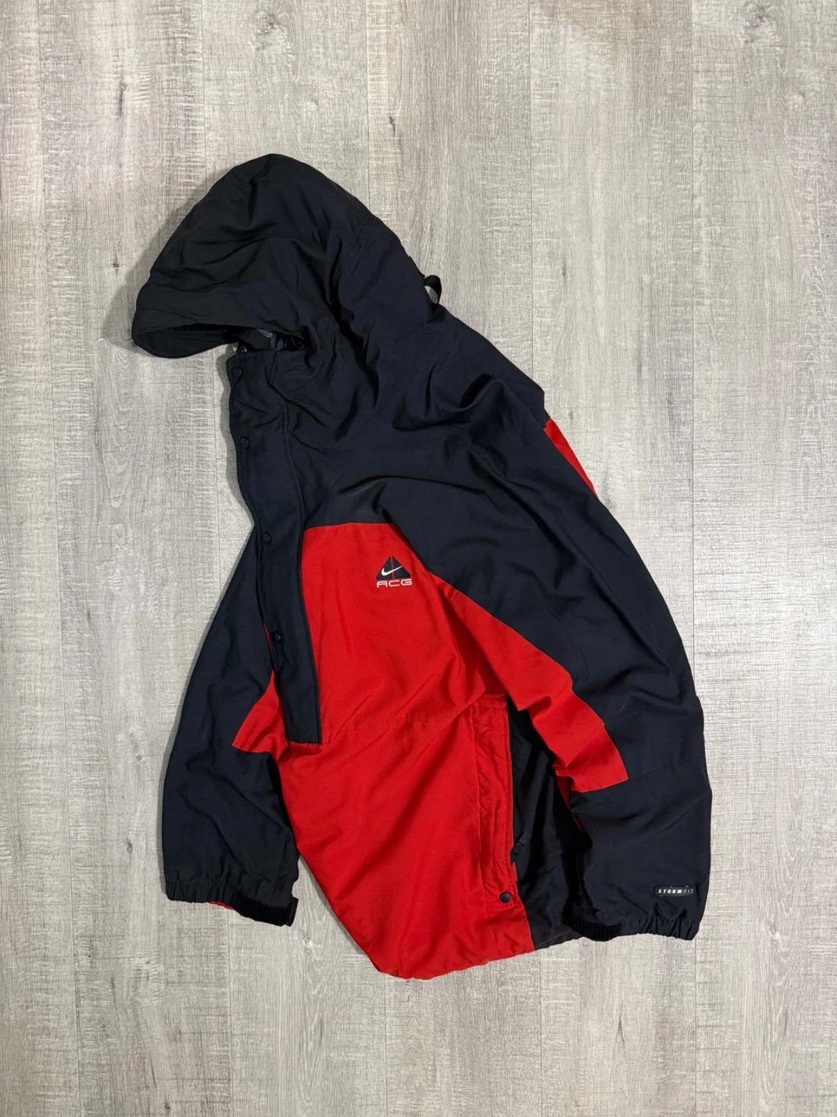Vintage nike acg storm fit jacket