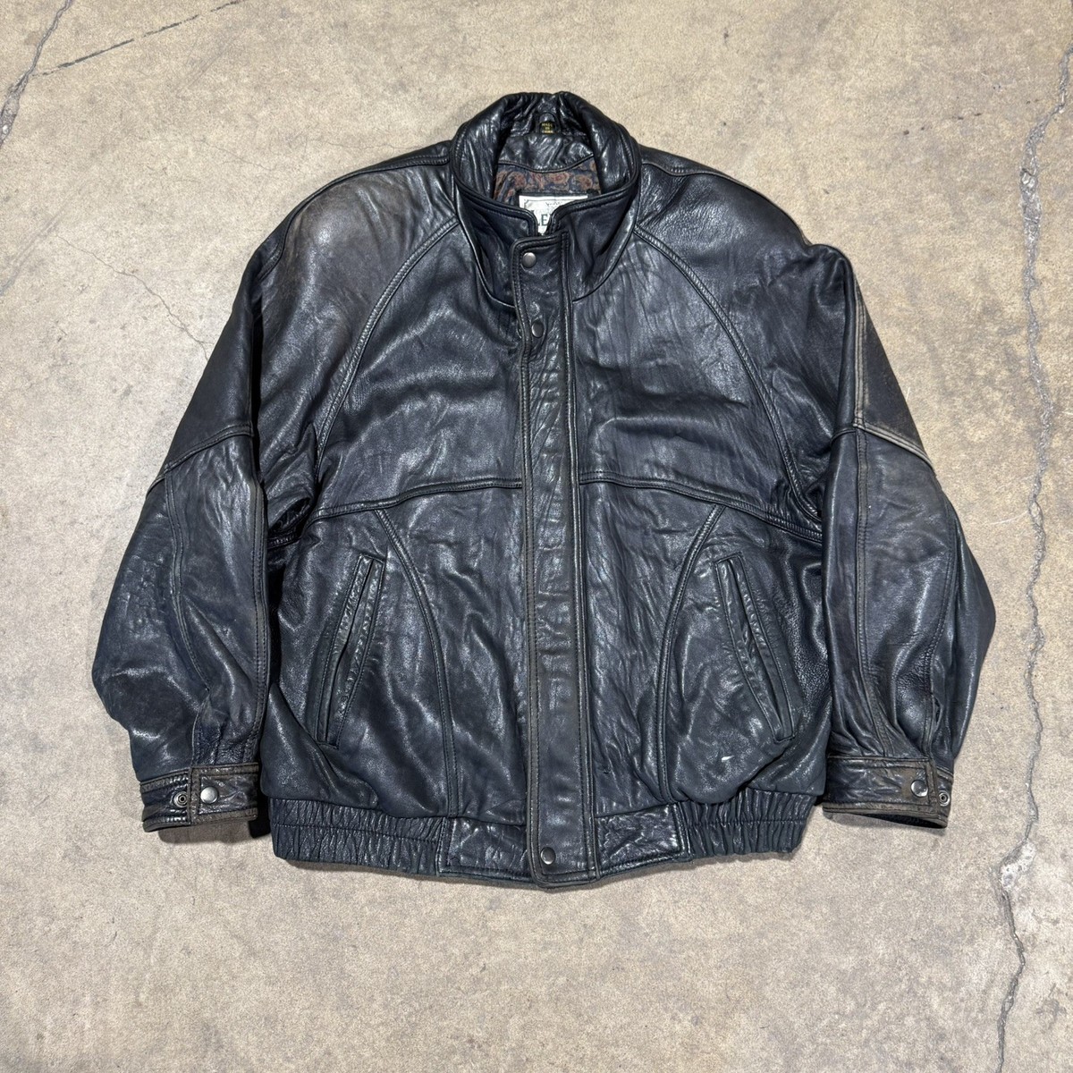 Vtg 90's Levi's Leather Jacket Size 44 Black Mens Lined Distressed