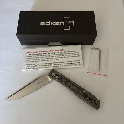 Boker Plus #01BO730 Urban Trapper,  VG-10 blade, Titanium Handles, Pocket Knife