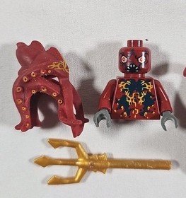 LEGO Atlantis Minifigure SQUID WARRIOR  w Trident 8061 8078 Portal 