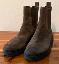 Vince Suede Chelsea Lug Boot Dark Brown Women s 8.5