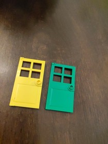 LEGO City: Robber's Hideout (4438) 99.5% complete with minifigs