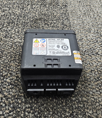 STIHL 4520 400 6536: AK 20 36 Volt Lithium-Ion Battery 144Wh 4.0 Ah