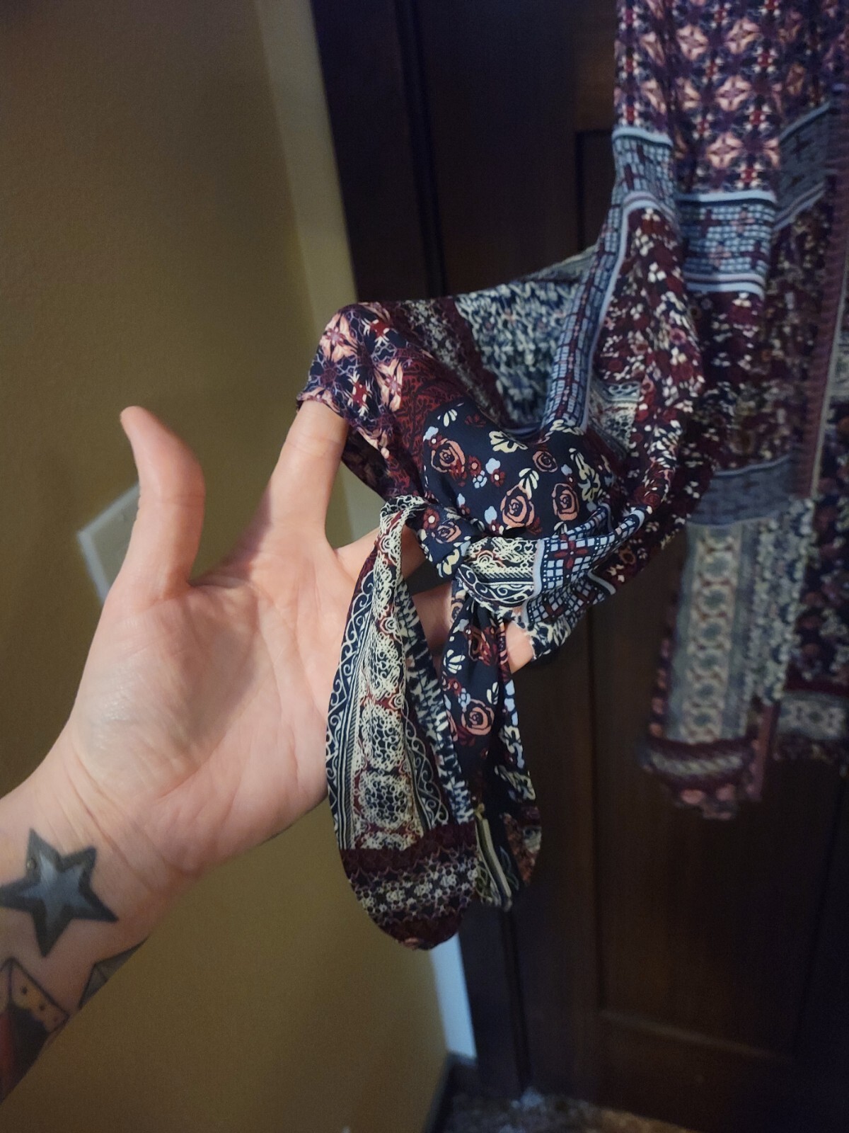 EUC Women's Plus Boho Patchwork Floral Chiffon Bu… - image 5