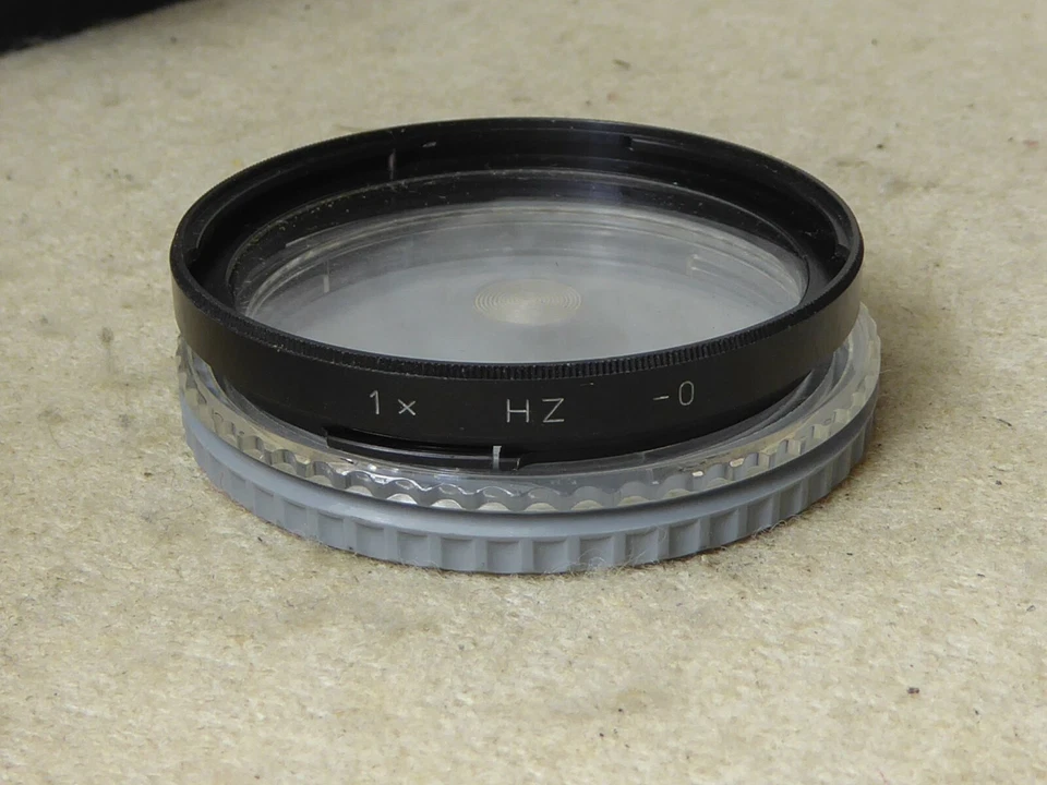 HASSELBLAD BAY 50 1X HZ - 0 SKYLIGHT FILTER  VGC  1 X - 0 - Image 3 of 4