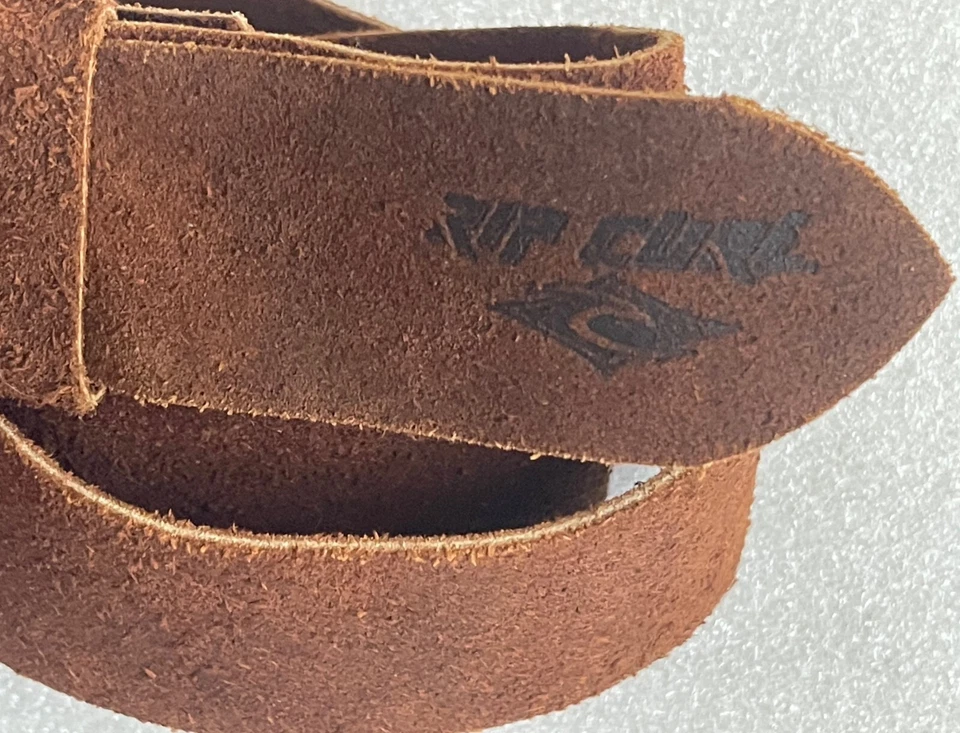 RIP CURL, CINTURÓN HOMBRE GAMUZA MARRÓN OSCURO CUERO, TALLA L NUEVO SIN ETIQUETAS Foto 2 de 4