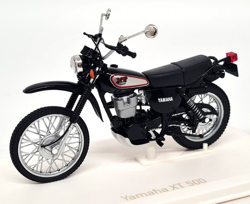 Norev 1/18 Yamaha XT500 Black / Silver 1988 Diecast Model Motorcycle - Picture 3 of 6