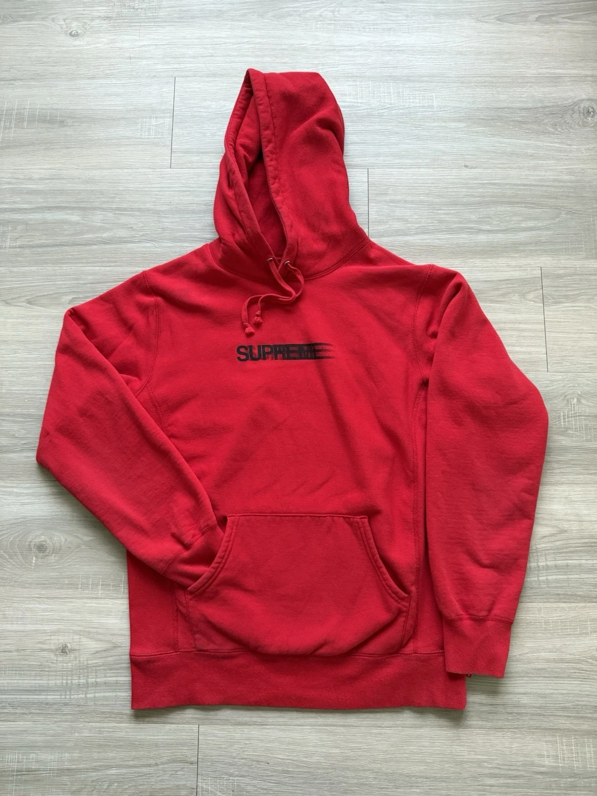 Grand rouge à capuche Supreme Motion SS16