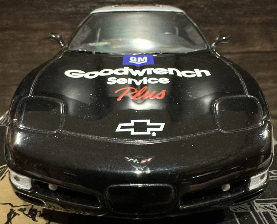 1999 Dale Earnhardt Goodwrench 25th Anniversary Corvette 1/24 Brookfield Nascar - Image 3 of 4