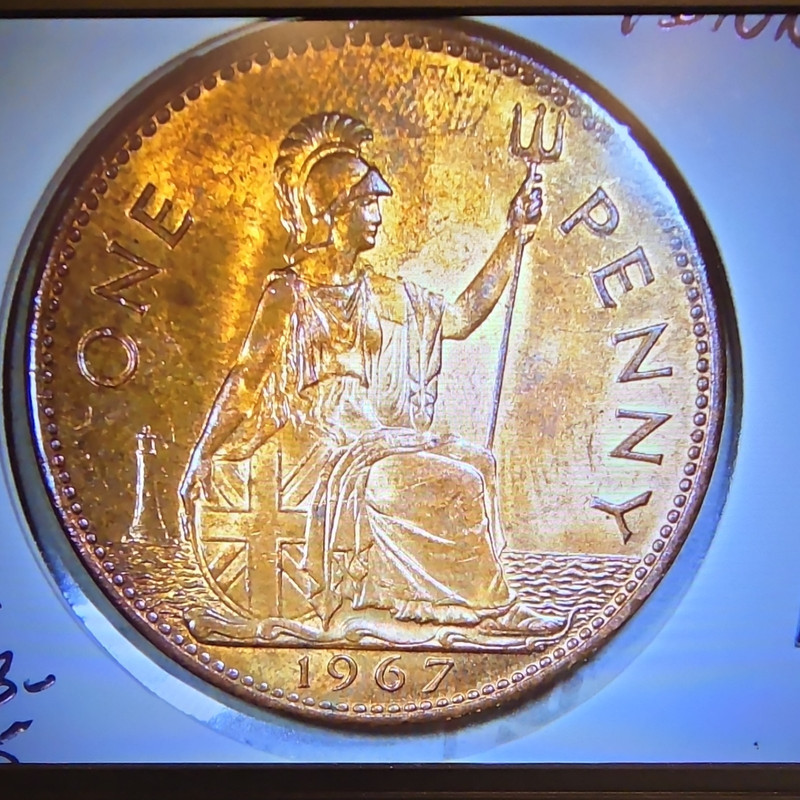 1967 England Bronze Penny Queen Elizabeth II Britannia RD Uncirculated Coin