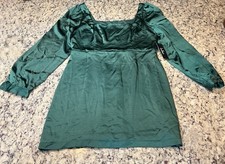 Women’s Lulu's Green Long Sleeve Dress Size L