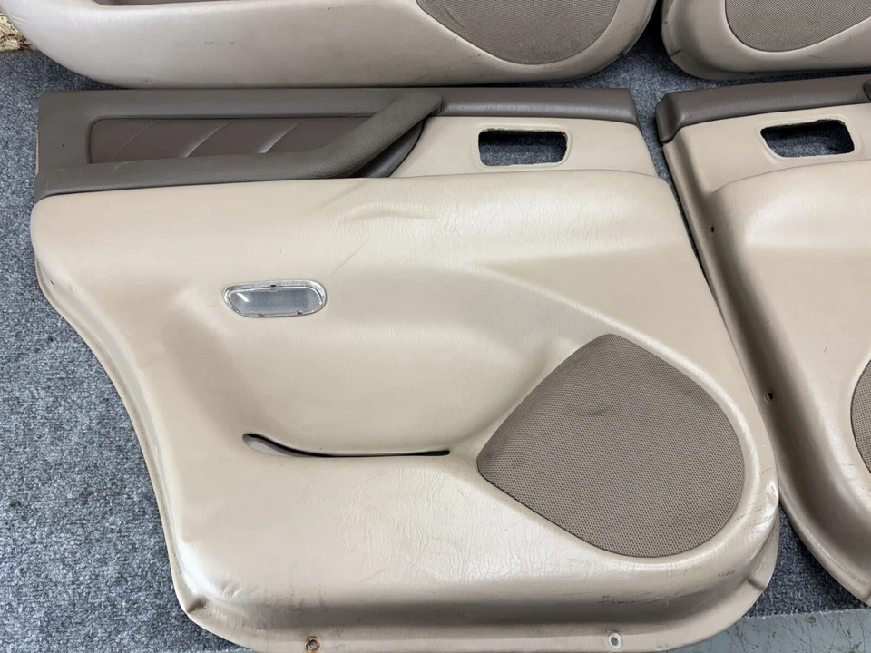 JUEGO PANELES PUERTA TOYOTA LAND CRUISER J100 1998-2002 ROBLE MARRÓN TOSTADO BEIGE OEM Foto 4 de 4