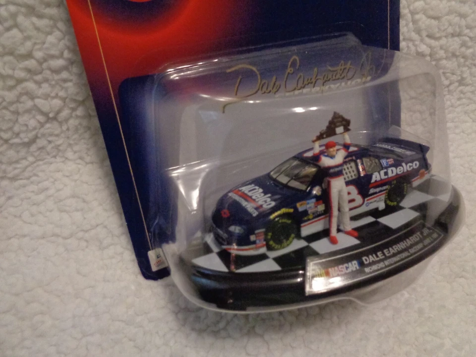 Dale Earnhardt Jr #3 Winner's Circle Victory Celebrations Richmond 1/43 AC Delco - Image 3 of 4