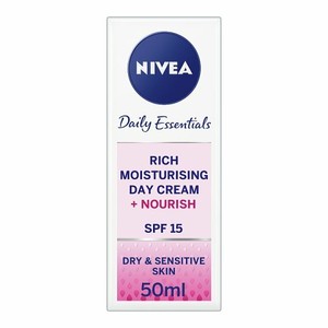 nivea rich moisturising day cream