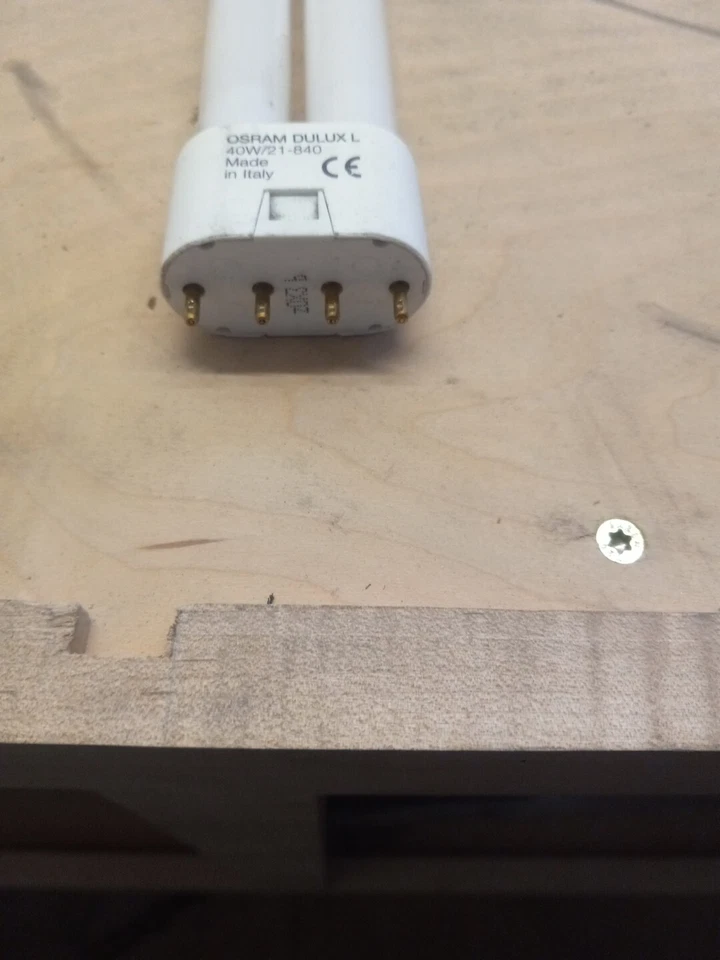 Osram Dulux L 40w/21-840 4 Pin Fluorescent Tube Bulb Cool White (Box Of 10) - Image 2 of 4