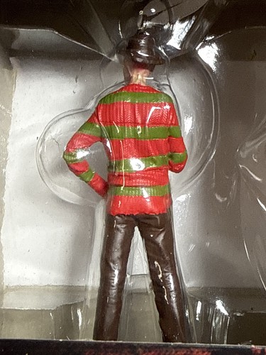 Hallmark Freddy Krueger Adorno Pesadilla - Caja dañada - Imagen 6 de 6