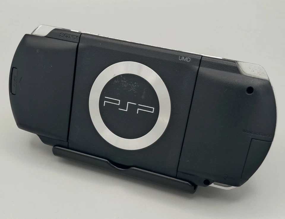 Sony PlayStation PSP Portable PSP-1001 Handheld Console (READ) - Image 2 of 4