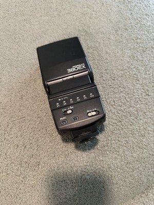Canon 380EX Speedlite E-TTL Flash 
