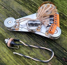 Solderless Strat Harness Blend Wiring CTS Oak 5/w Sangamo .047 PIO Switchcraft 