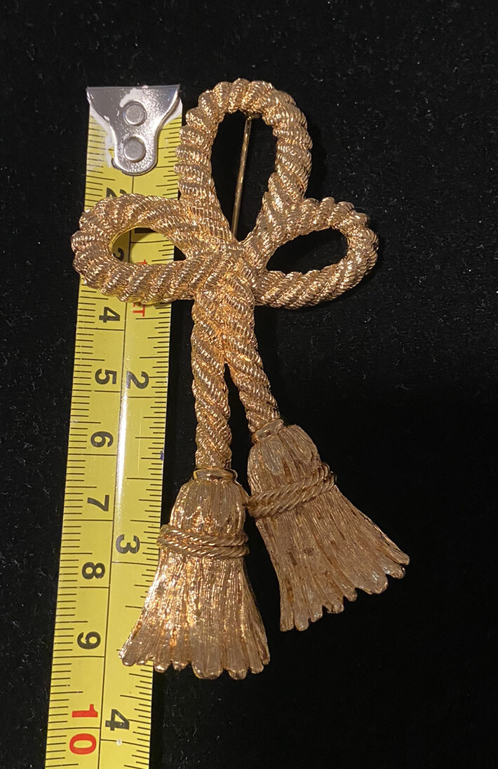 アクセサリー Givenchy Brooch Rope Gold Tone Vintage Vintage Givenchy Gold Tone Pin Brooch Twisted Rope With Tassels