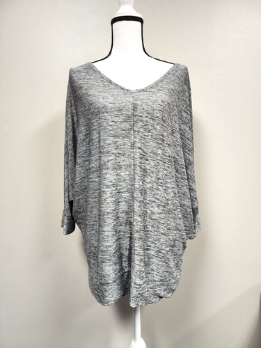 Lane Bryant grey V neck front and back tunic top with bat sleeves Size 18/20