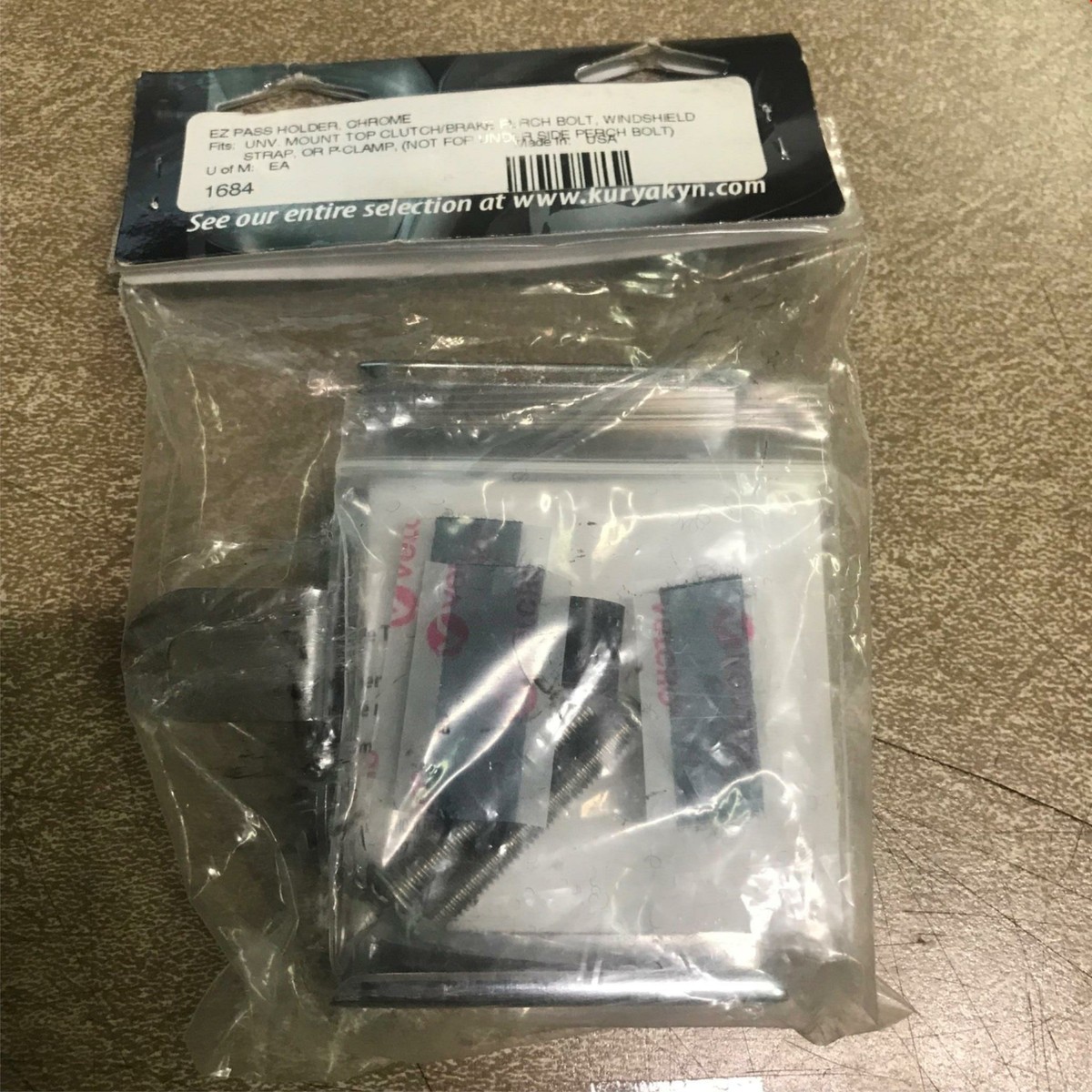 ストラップ Kuryakyn - 1684 - EZ Pass Holder for Rectangular Transponders