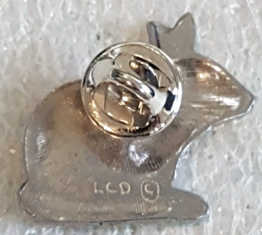 Lindsay Claire Design Fine Pewter Bunny Rabbit Lapel Pinback Pin Collectible Foto 4 de 4