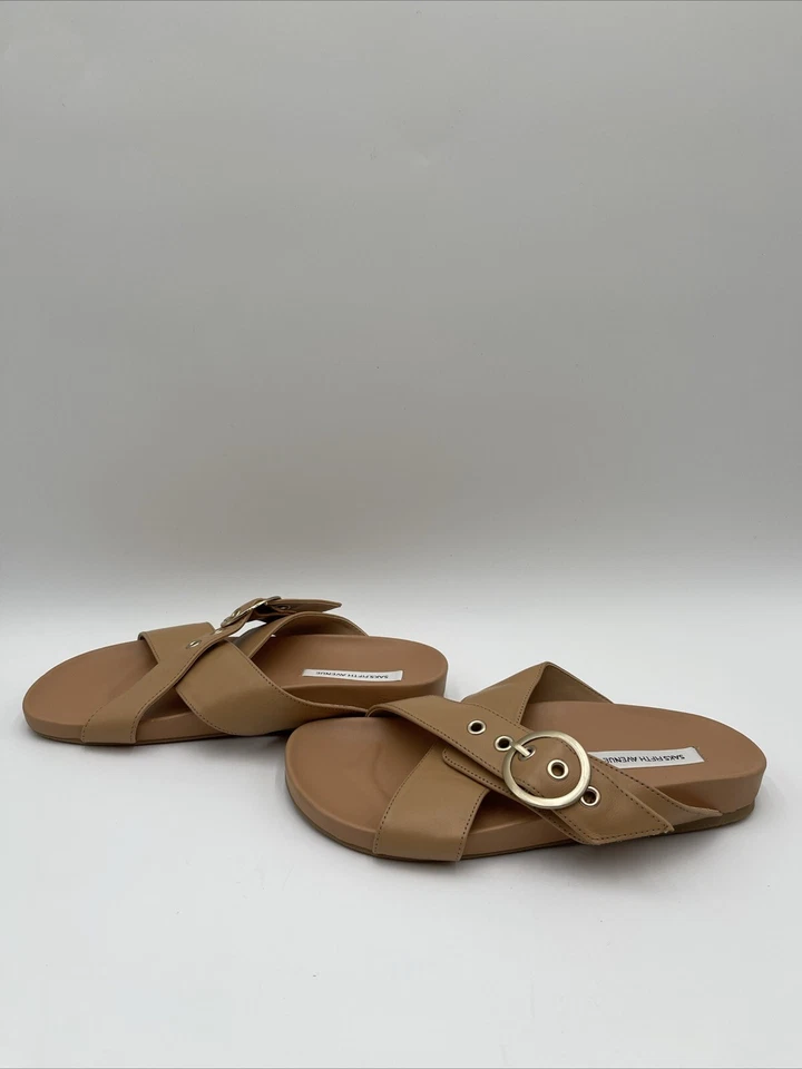 Saks Fifth Avenue JUDI Beige Leather Buckle Crossover Slide Sandals Women’s 7M - Image 3 of 4