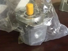 Auto Crane Motor 1.58 CIR SAE "A" 3/4 Rnd Side Port 755500010