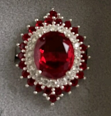 925 Sterling Silver Red Ruby Party Ring Sz 7 Or 8. RNG37