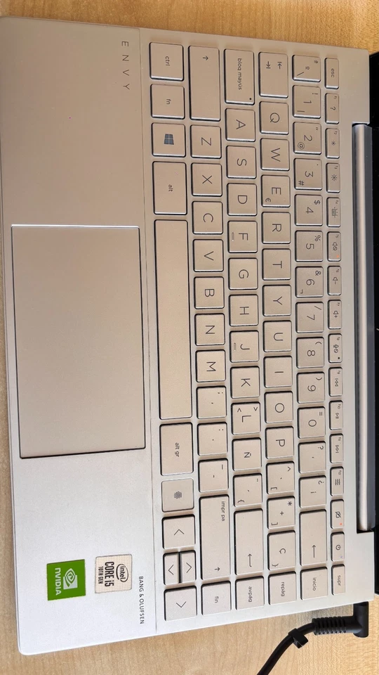 Portatil HP Envy 13 ba-0000ns (Windows 11, Intel I5, 8gb RAM, 512 gb SSD) - Image 4 of 4