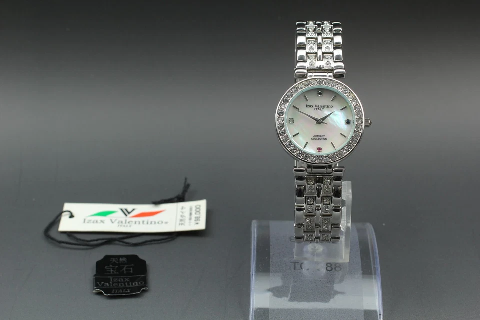 [MINT w/ Tag] Izax Valentino Italy 32mm Qz Watch IVG-6500-1 4P Diamond Bezel - Image 2 of 4