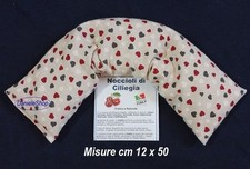 cuscino con noccioli di ciliegia riscaldabile per dolori cervicali