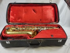 King Cleveland 615 Vintage Tenor Saxophone Lacquer with Case & Mouthpiece