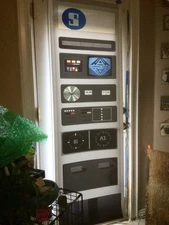 SpAcE 1999 Communication post Prop translight Star Trek space age life size