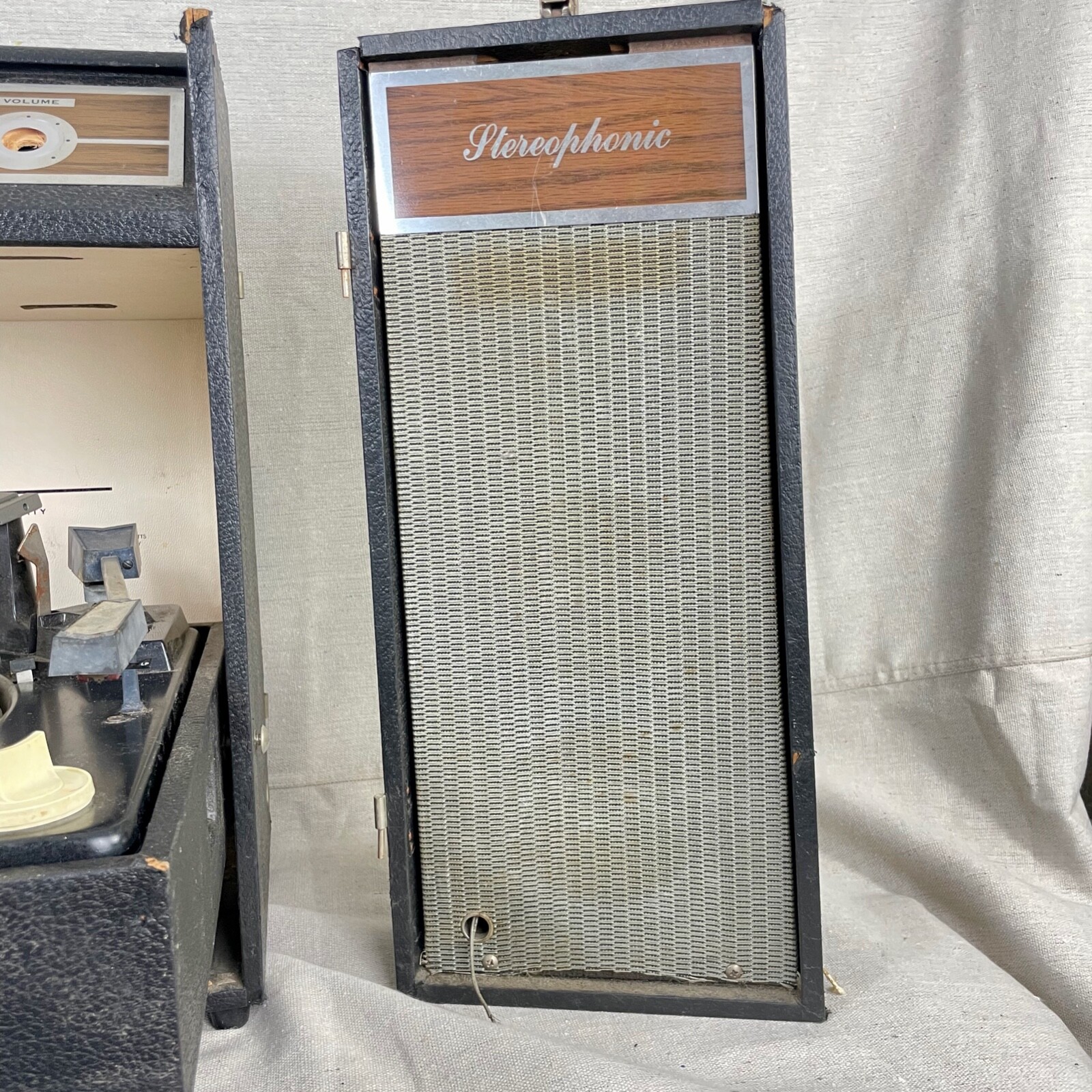 Yamaha Electone 1967 Stereophonic Portable Record Player Turntable