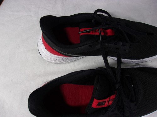 Nike Revolution 5 Running/Athletic BLACK/RED BQ3204-003 Mens Shoe Size 7 EUC! - Picture 7 of 8
