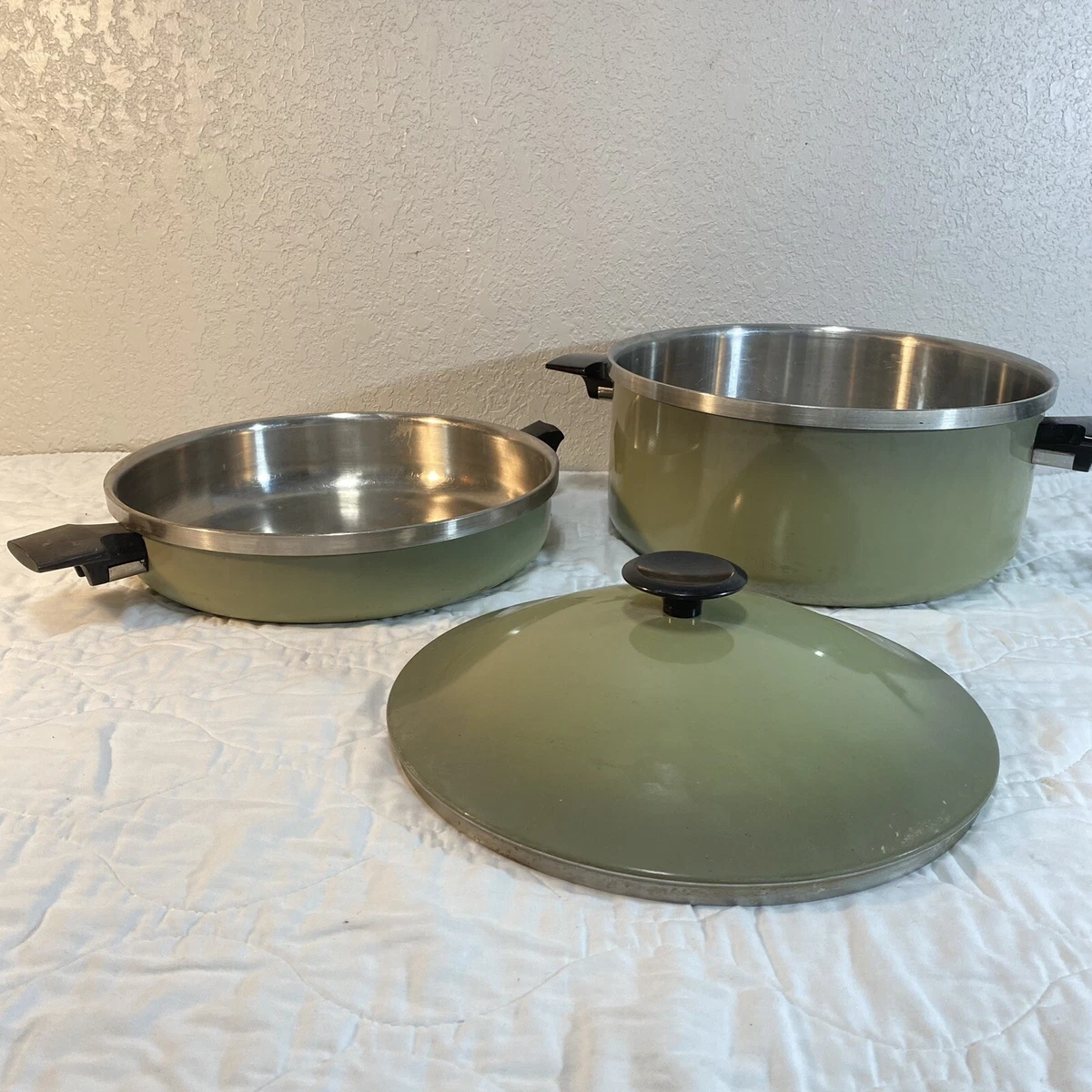 Town House by West Bend Avocado Green USA Cookware Set Pot Pan 3