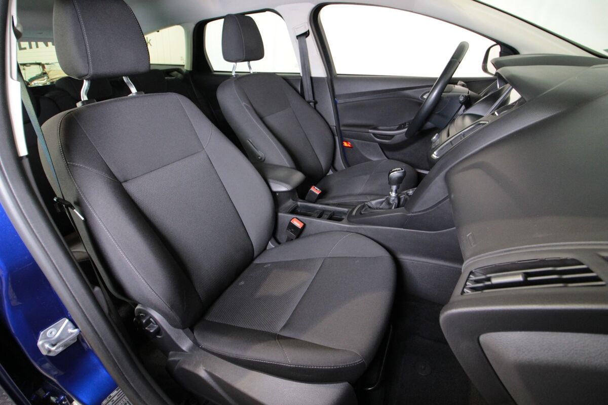 Ford Focus 1,5 TDCi 120 Business stc.