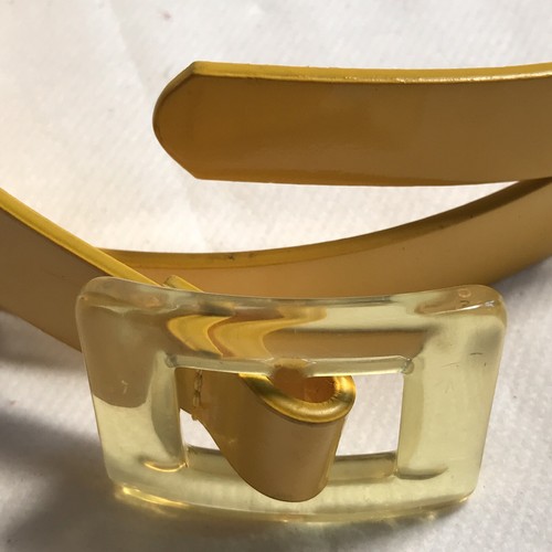 Cinturón ajustado amarillo de moda para mujer talla única - Imagen 2 de 10