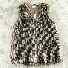 Olive + Oak Faux Fur Vest Womens S Soft Mauve Hook & Eye Close Style LV5F9476