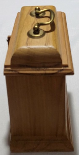 Handcrafted by W.B.Price, MANTEL Katie Clock, Oak, Quartz, excellent condition - Picture 7 of 11