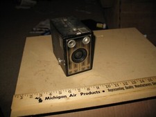 VTG ANTIQUE KODAK BOX CAMERA BROWNIE JR SIX 16 PROP PHOTO PHOTOGRAPHY ART DECOR