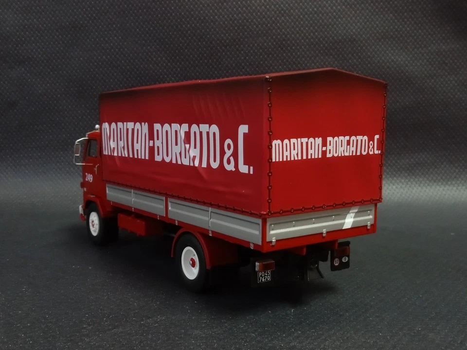 VOLVO F89 Turbo 6, Svezia 1970 - Camion D'epoca 1/43 - Photo 4/4