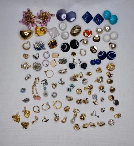 Vintage Clip On Earring Lot Costume Jewelry For Parts Or Crafts