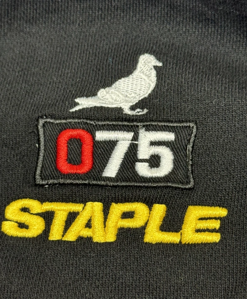 Sudadera Staple Pigeon Para Hombre XL Negra Blanca Bloques de Color Manga Larga Pullover Foto 4 de 4