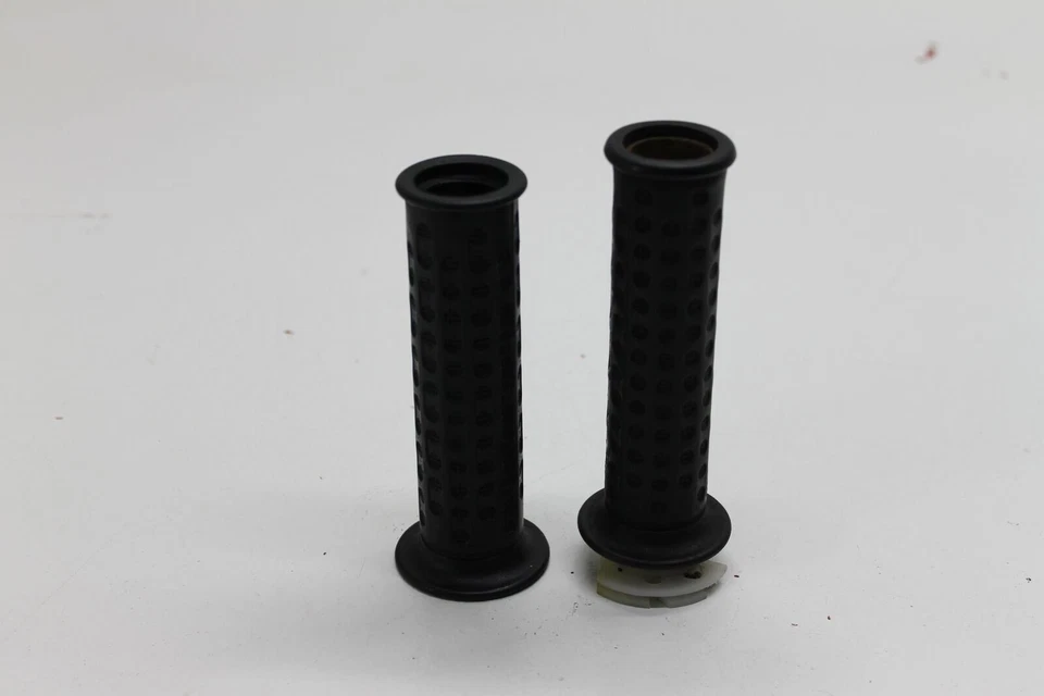 2009 sym rv250 ПРАВЫЙ ЛЕВЫЙ ЗАЖИМ РУЛЬ РУЧКИ ПАРА КОМПЛЕКТ - Изображение 4 из 4