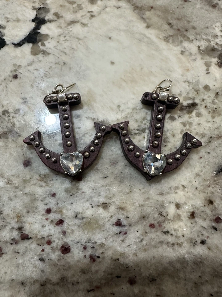 Pendientes colgantes Betsey Johnson dorado ANCHORS AWAY madera marrón ancla Go azul marino Foto 4 de 4